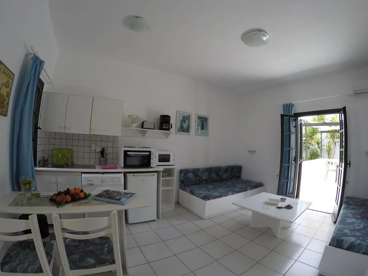 Aigialis Apartments & Studios Kokkini Khanion