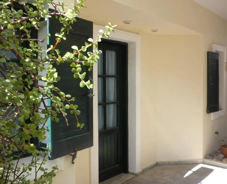 Aigialis Apartments & Studios Kokkini Khanion Kokkini Hani