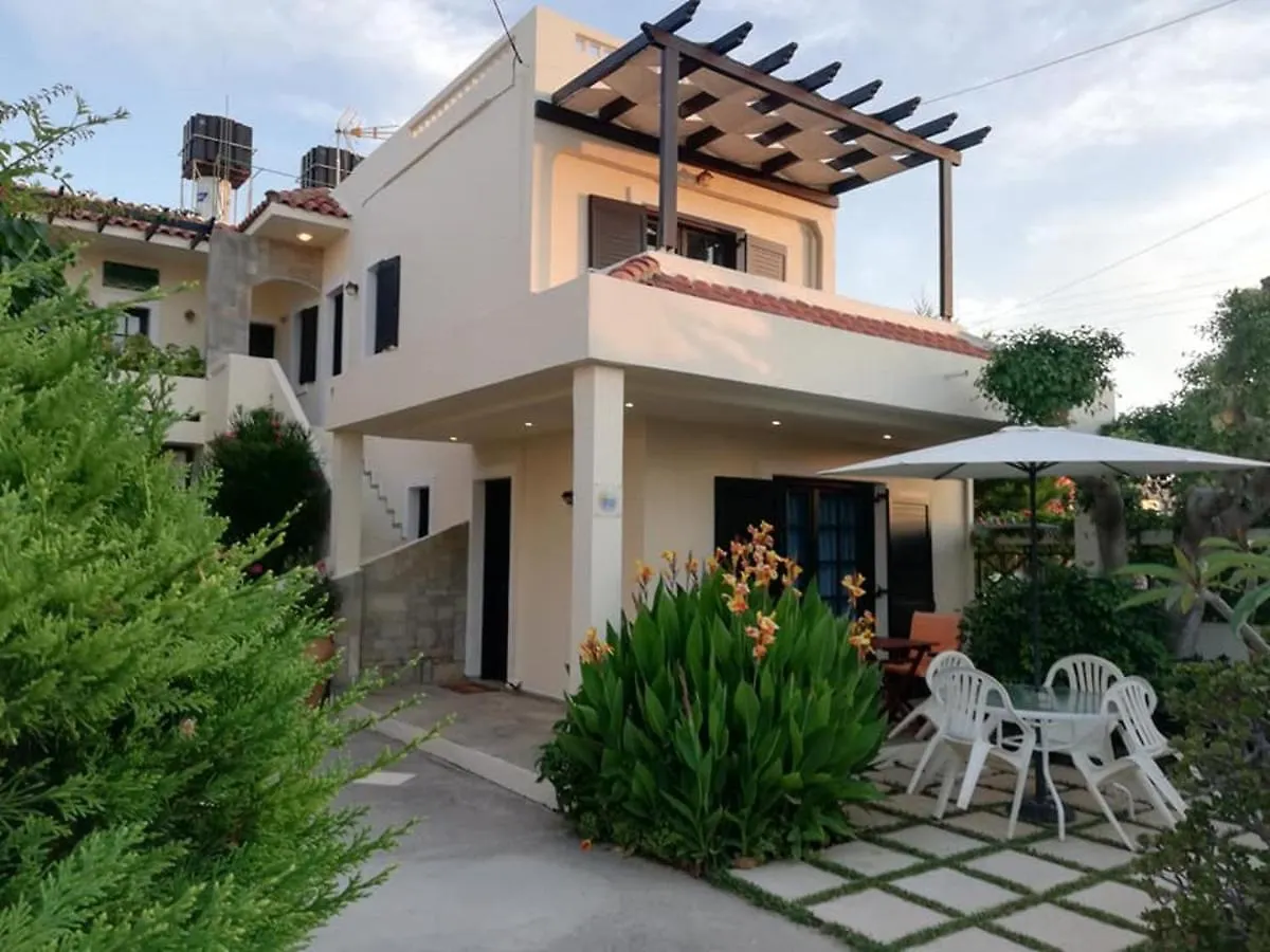Aigialis Apartments & Studios Kokkini Khanion
