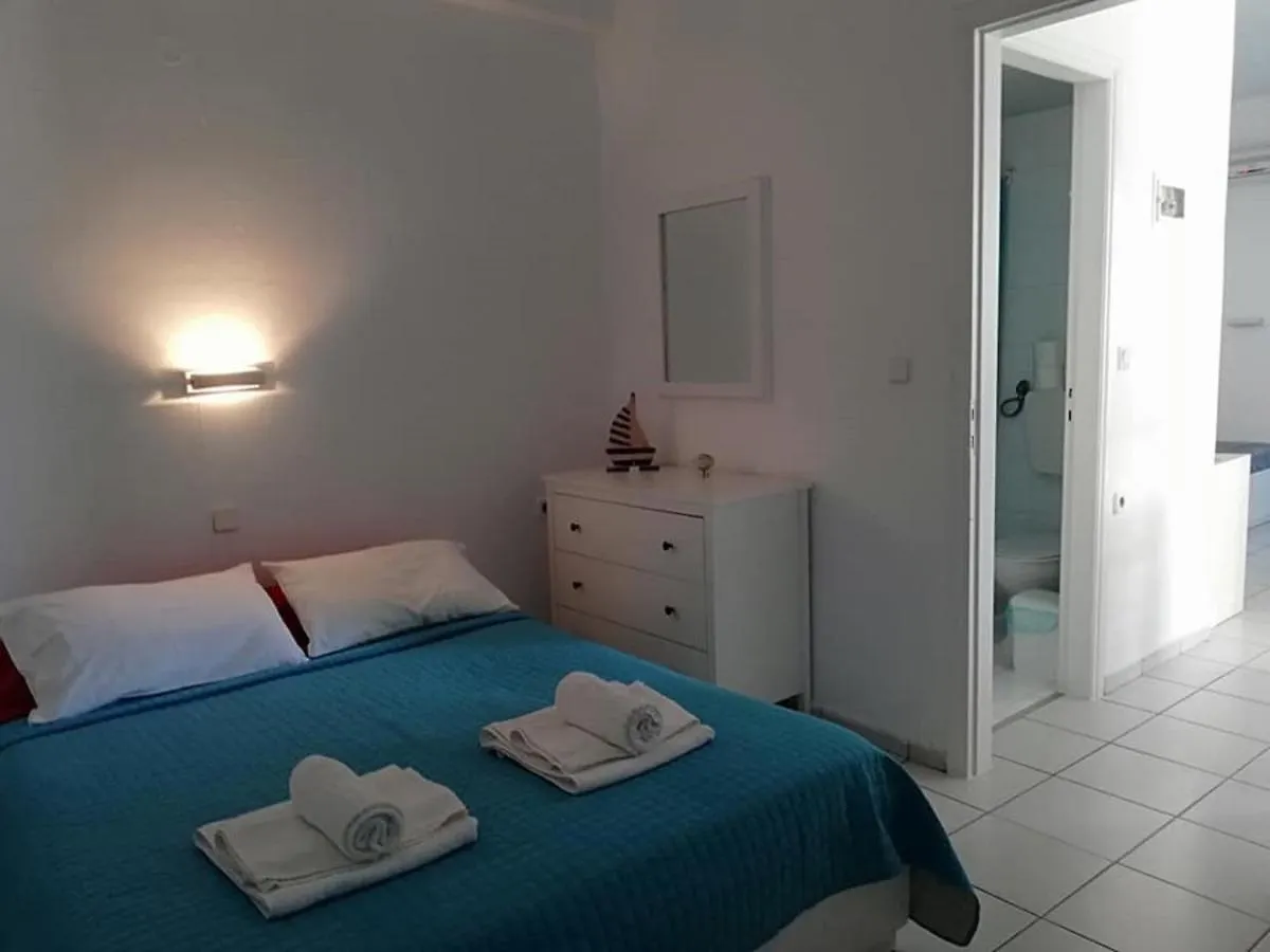 Aigialis Apartments & Studios Kokkini Khanion